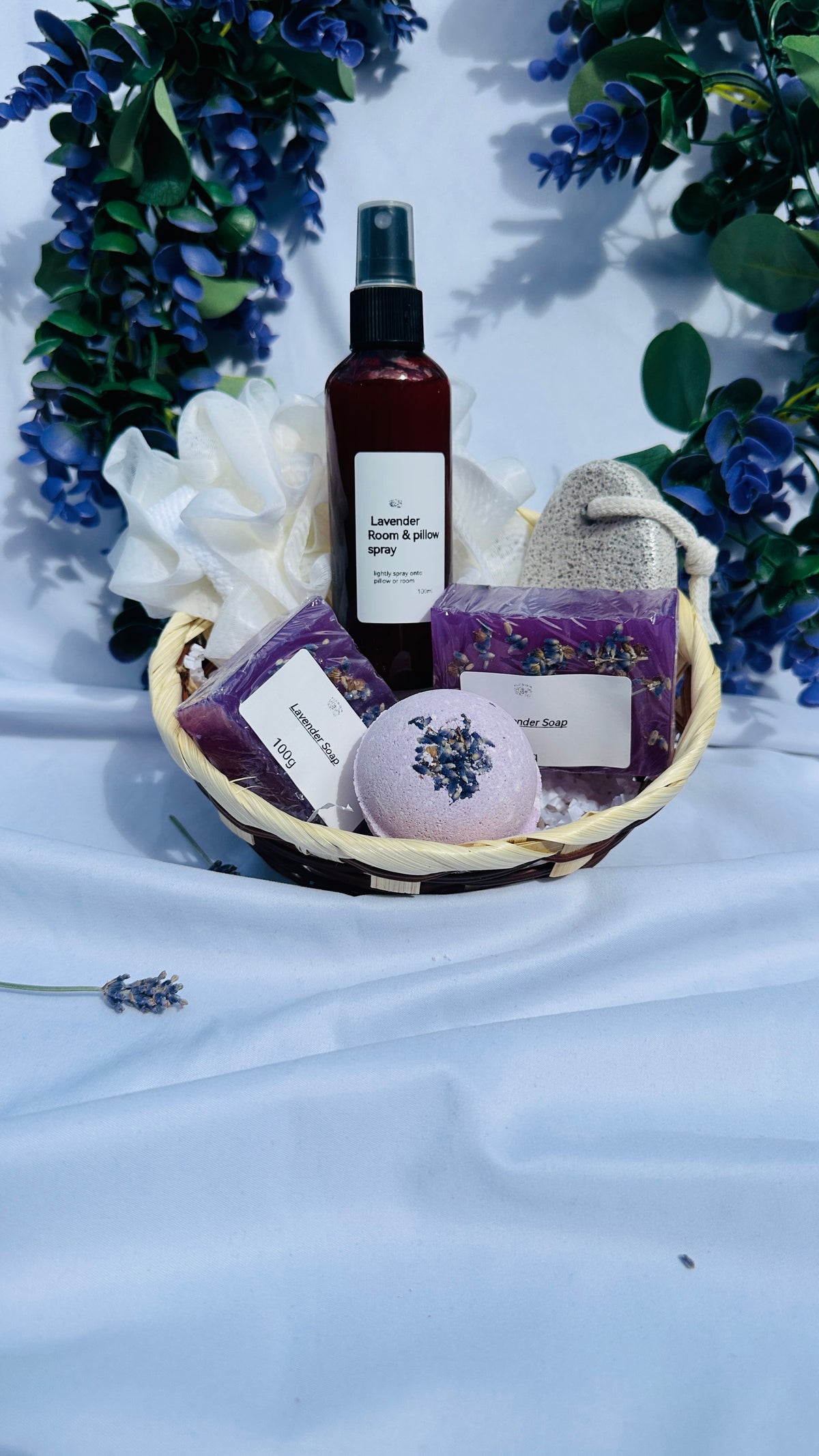 Lavender gift ( 1 Lavender Soap,Lavender Spray ,Bath bomb ,bath sponge ,natural pumice stone )
