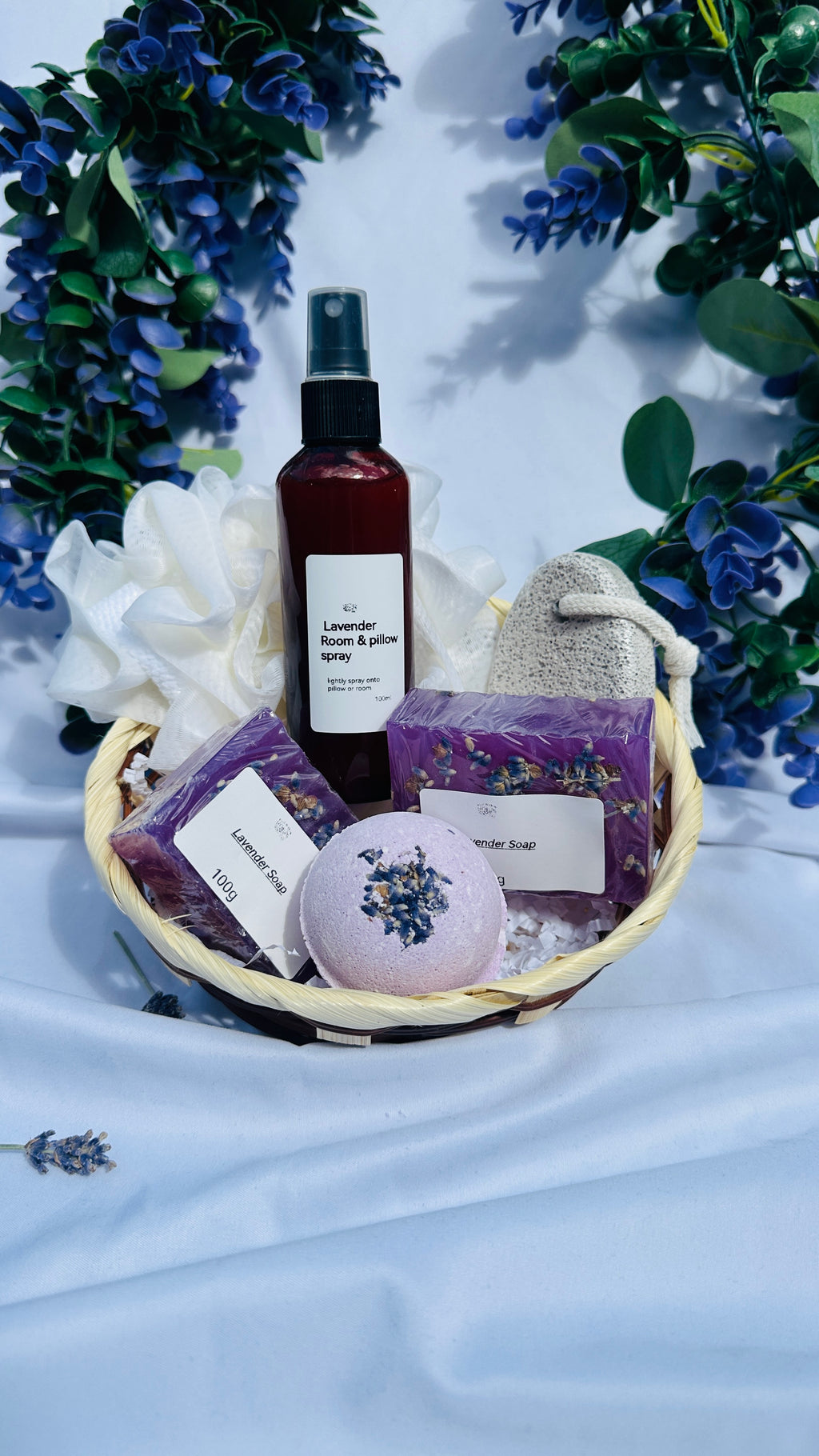 Lavender gift ( 1 Lavender Soap,Lavender Spray ,Bath bomb ,bath sponge ,natural pumice stone )