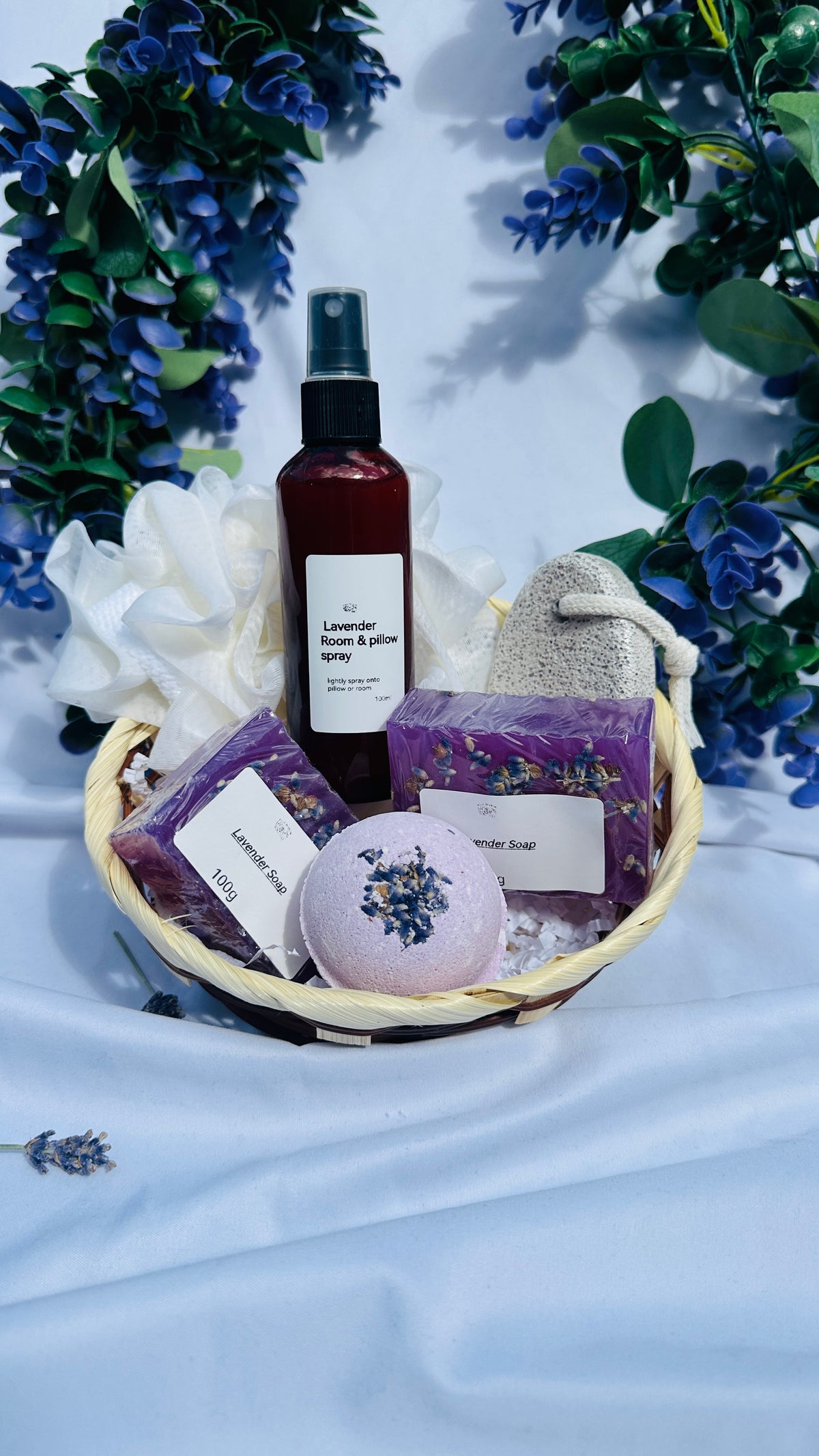 Lavender gift ( 1 Lavender Soap,Lavender Spray ,Bath bomb ,bath sponge ,natural pumice stone )